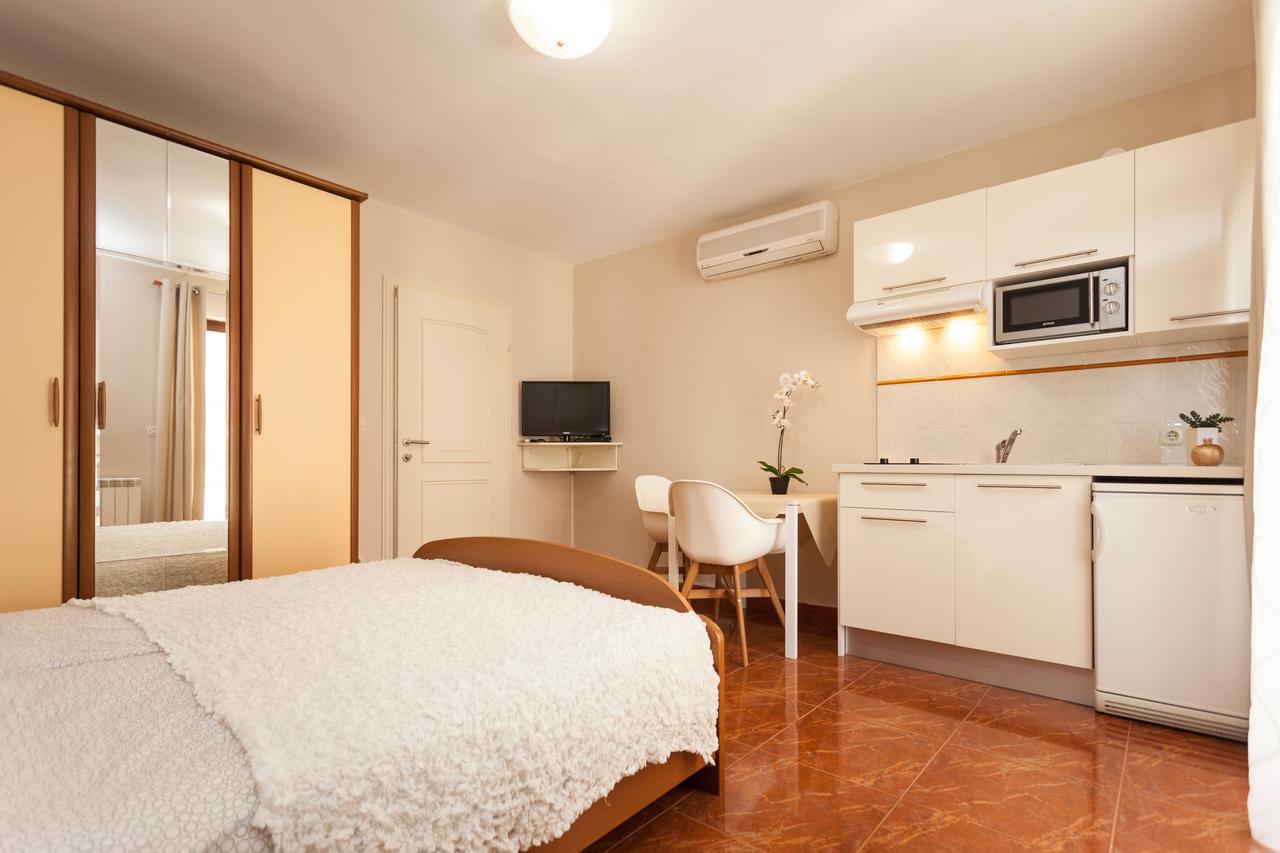 Apartments Alice Rovinj Exterior foto